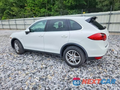 Drugie zdjęcie samochodu z przodu: 2014 PORSCHE CAYENNE VIN:WP1AF2A24ELA36499 - miniatura