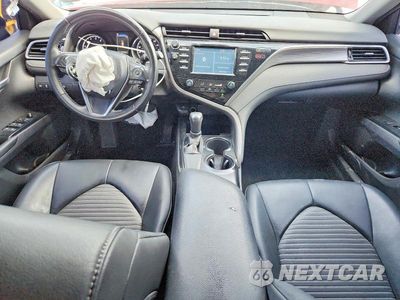 Zdjęcie 8 z 12 samochodu: 2018 TOYOTA CAMRY SE VIN:4T1B11HK8JU566561 - miniatura