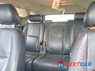 Zdjęcie 10 z 13 samochodu: 2010 CHEVROLET TAHOE C1500 LS VIN:1GNMCAE07AR100009 - miniatura