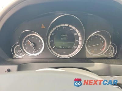 Zdjęcie 9 z 12 samochodu: 2010 MERCEDES-BENZ E 350 VIN:WDDKJ5GB2AF051207 - miniatura