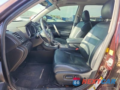 Zdjęcie 7 z 13 samochodu: 2011 TOYOTA HIGHLANDER SE VIN:5TDBK3EH1BS074224 - miniatura