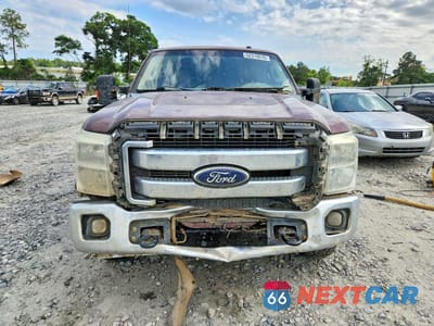 Piąte zdjęcie samochodu w środku: 2011 FORD F250 SUPER DUTY VIN:1FT7W2BT3BEB36774 - miniatura