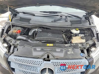 Zdjęcie 12 z 13 samochodu: 2018 MERCEDES-BENZ METRIS VIN:WD4PG2EE9J3490793 - miniatura