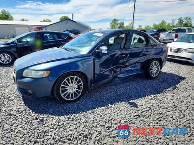 2010 VOLVO S40 2.4I YV1382MS0A2498018 - główne zdjęcie licytacji z USA - miniatura