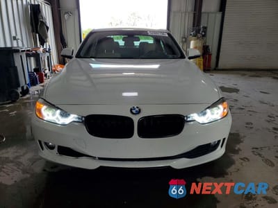 Piąte zdjęcie samochodu w środku: 2013 BMW 328 XI SULEV VIN:WBA3B5G59DNS02511 - miniatura