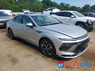 Czwarte zdjęcie samochodu z boku: 2025 HYUNDAI SONATA SEL VIN:KMHL64JA1SA497711 - miniatura