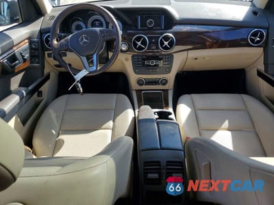 Zdjęcie 8 z 13 samochodu: 2013 MERCEDES-BENZ GLK 350 VIN:WDCGG5HB9DG115894 - miniatura