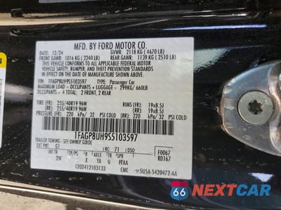 Zdjęcie 13 z 13 samochodu: 2025 FORD MUSTANG VIN:1FAGP8UH9S5103597 - miniatura