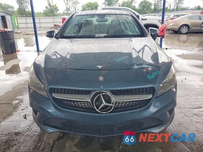 Piąte zdjęcie samochodu w środku: 2014 MERCEDES-BENZ CLA 250 VIN:WDDSJ4EB3EN053735 - miniatura