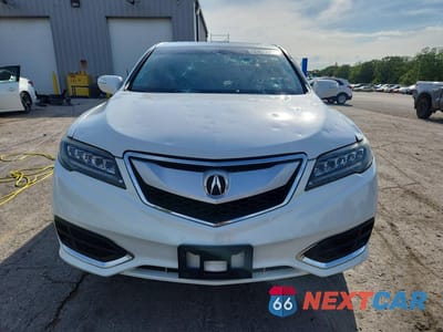 Piąte zdjęcie samochodu w środku: 2018 ACURA RDX VIN:5J8TB3H33JL007503 - miniatura