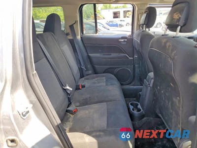 Zdjęcie 11 z 13 samochodu: 2016 JEEP PATRIOT SPORT VIN:1C4NJPBA8GD583177 - miniatura