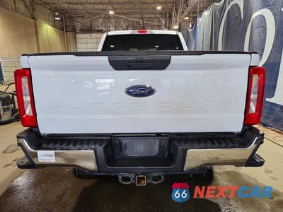 Zdjęcie 6 z 12 samochodu: 2024 FORD F250 SUPER DUTY VIN:1FT8W2BT5REC22330 - miniatura