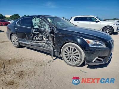 Czwarte zdjęcie samochodu z boku: 2017 LEXUS LS 460 VIN:JTHBL5EF1H5144714 - miniatura