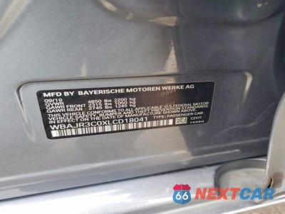 Zdjęcie 12 z 12 samochodu: 2020 BMW 530 I VIN:WBAJR3C0XLCD18041 - miniatura