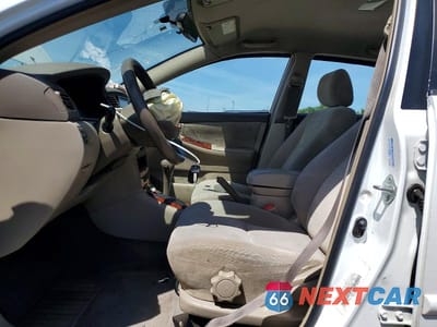 Zdjęcie 7 z 12 samochodu: 2004 TOYOTA COROLLA LE VIN:JTDBR32E042024933 - miniatura