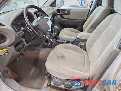 Zdjęcie 7 z 13 samochodu: 2006 HYUNDAI SANTA FE GLS VIN:KM8SC13D36U088785 - miniatura