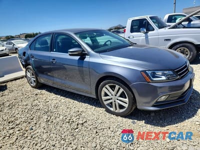 Czwarte zdjęcie samochodu z boku: 2015 VOLKSWAGEN JETTA SEL VIN:3VWL17AJ9FM357433 - miniatura