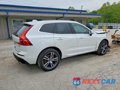 Trzecie zdjęcie samochodu z tyłu: 2021 VOLVO XC60 T5 MOMENTUM VIN:YV4102RK6M1881871 - miniatura
