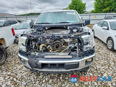 Piąte zdjęcie samochodu w środku: 2017 FORD F150 VIN:1FTFX1EG3HFA60929 - miniatura