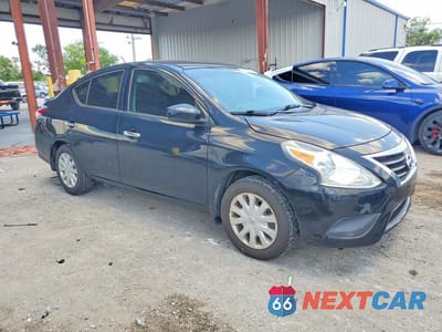 Czwarte zdjęcie samochodu z boku: 2017 NISSAN VERSA 1.6 SV VIN:3N1CN7AP3HL819427 - miniatura