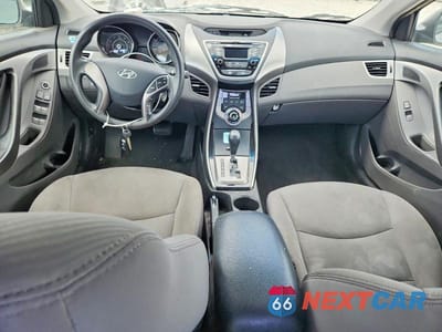 Zdjęcie 8 z 12 samochodu: 2013 HYUNDAI ELANTRA GLS VIN:5NPDH4AE1DH396234 - miniatura