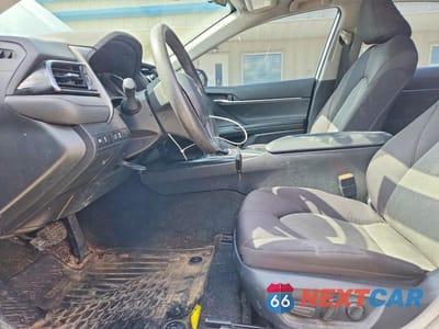 Zdjęcie 7 z 12 samochodu: 2019 TOYOTA CAMRY LE VIN:4T1B11HK4KU810787 - miniatura