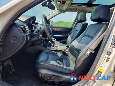 Zdjęcie 7 z 12 samochodu: 2013 BMW X1 XDRIVE28I VIN:WBAVL1C59DVR86337 - miniatura