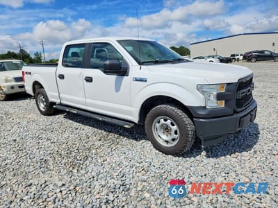 Czwarte zdjęcie samochodu z boku: 2017 FORD F150 SUPERCREW VIN:1FTFW1EF3HFA75957 - miniatura