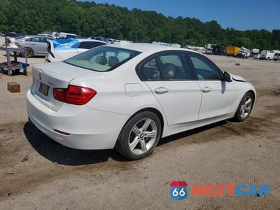 Trzecie zdjęcie samochodu z tyłu: 2013 BMW 328 I VIN:WBA3A5C55DF358127 - miniatura