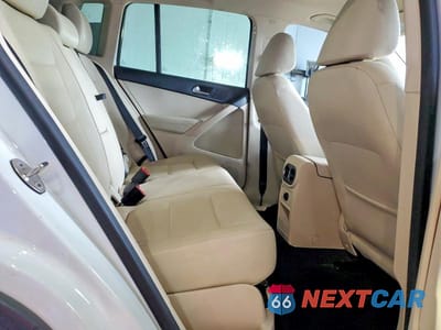 Zdjęcie 11 z 13 samochodu: 2016 VOLKSWAGEN TIGUAN S VIN:WVGAV7AXXGW601803 - miniatura
