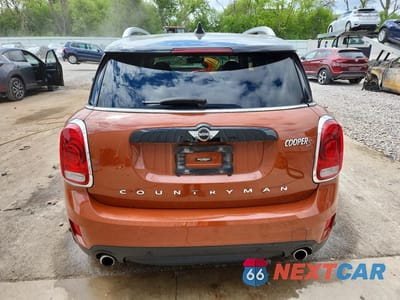 Zdjęcie 6 z 12 samochodu: 2018 MINI COOPER S COUNTRYMAN ALL4 VIN:WMZYT5C39J3D81847 - miniatura