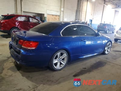 Trzecie zdjęcie samochodu z tyłu: 2007 BMW 335 I VIN:WBAWL73557PX45181 - miniatura