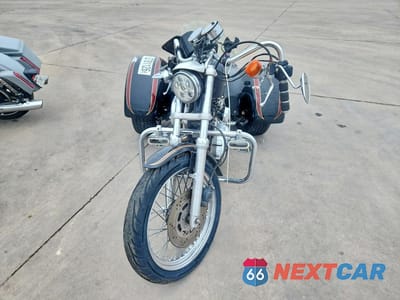 Drugie zdjęcie samochodu z przodu: 1997 HARLEY-DAVIDSON XL883 HUGGER VIN:1HD4CEM16VY216354 - miniatura