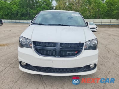 Piąte zdjęcie samochodu w środku: 2018 DODGE GRAND CARAVAN SE VIN:2C4RDGBG9JR201353 - miniatura