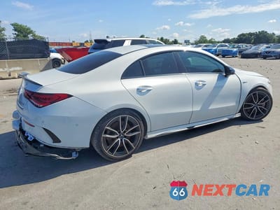 Trzecie zdjęcie samochodu z tyłu: 2020 MERCEDES-BENZ CLA AMG 35 4MATIC VIN:W1K5J5BB0LN124006 - miniatura