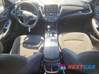 Zdjęcie 8 z 12 samochodu: 2023 CHEVROLET MALIBU LT VIN:1G1ZD5ST1PF208601 - miniatura