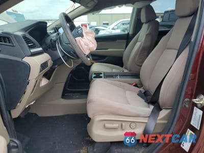 Zdjęcie 7 z 13 samochodu: 2020 HONDA ODYSSEY EX VIN:5FNRL6H56LB057195 - miniatura