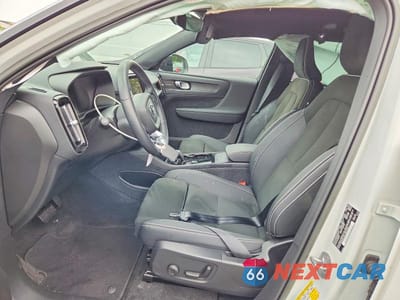 Zdjęcie 7 z 13 samochodu: 2023 VOLVO XC40 RECHARGE ULTIMATE VIN:YV4ED3UMXP2023337 - miniatura