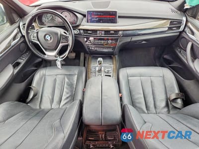 Zdjęcie 8 z 13 samochodu: 2018 BMW X5 SDRIVE35I VIN:5UXKR2C53J0X07630 - miniatura
