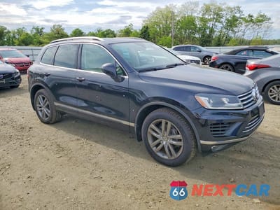 Czwarte zdjęcie samochodu z boku: 2016 VOLKSWAGEN TOUAREG SPORT VIN:WVGEF9BP9GD002203 - miniatura