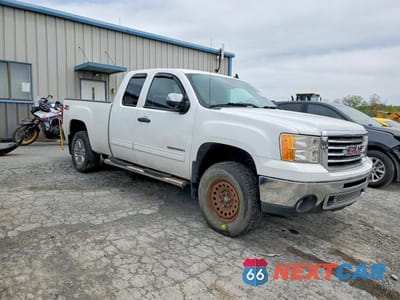 Czwarte zdjęcie samochodu z boku: 2011 GMC SIERRA K1500 SLE VIN:1GTR2VE38BZ139504 - miniatura