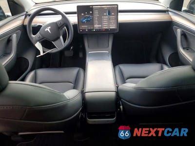 Zdjęcie 8 z 13 samochodu: 2024 TESLA MODEL Y VIN:7SAYGAEE4RF009102 - miniatura