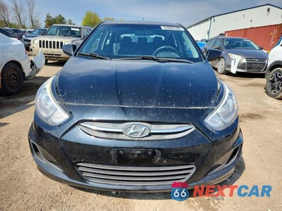 Piąte zdjęcie samochodu w środku: 2016 HYUNDAI ACCENT SE VIN:KMHCT5AE2GU276125 - miniatura