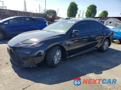 2025 TOYOTA CAMRY LE 4T1DAACK6SU548657 - główne zdjęcie licytacji z USA - miniatura