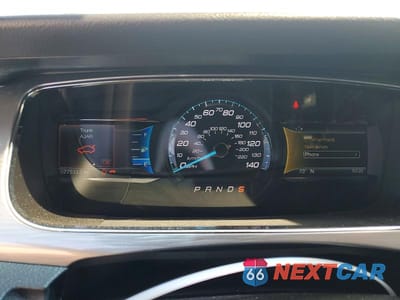 Zdjęcie 9 z 13 samochodu: 2018 FORD TAURUS SEL VIN:1FAHP2E86JG135569 - miniatura