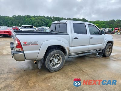 Trzecie zdjęcie samochodu z tyłu: 2013 TOYOTA TACOMA DOUBLE CAB PRERUNNER VIN:5TFJU4GN6DX031610 - miniatura