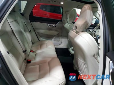 Zdjęcie 10 z 12 samochodu: 2019 VOLVO V90 CROSS COUNTRY T5 MOMENTUM VIN:YV4102NK2K1085296 - miniatura