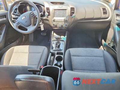 Zdjęcie 8 z 12 samochodu: 2018 KIA FORTE LX VIN:3KPFL4A72JE194365 - miniatura