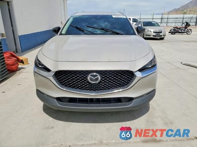 Piąte zdjęcie samochodu w środku: 2023 MAZDA CX-30 PREMIUM VIN:3MVDMBDY2PM519705 - miniatura