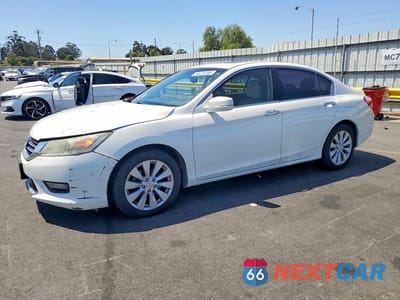 2015 HONDA ACCORD EXL 1HGCR3F88FA015691 - główne zdjęcie licytacji z USA - miniatura